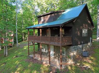 59 Oak Ln, Blue Ridge, GA 30513