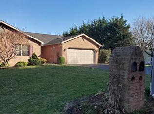 9935 Garis Shop Rd, Hagerstown, MD 21740