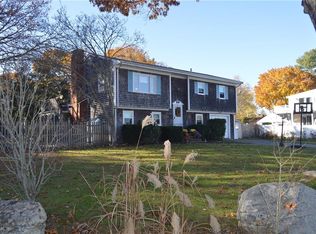 72 Coggeshall Ave, Bristol, RI 02809