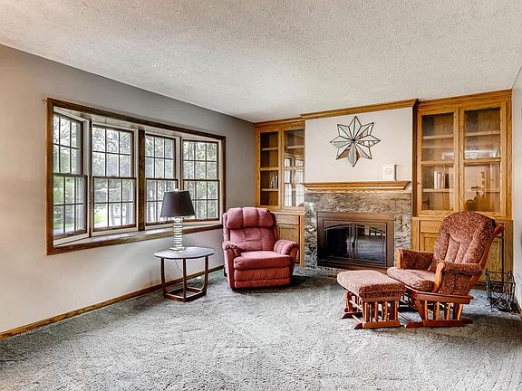 4th image of 19470 Bauer Cir