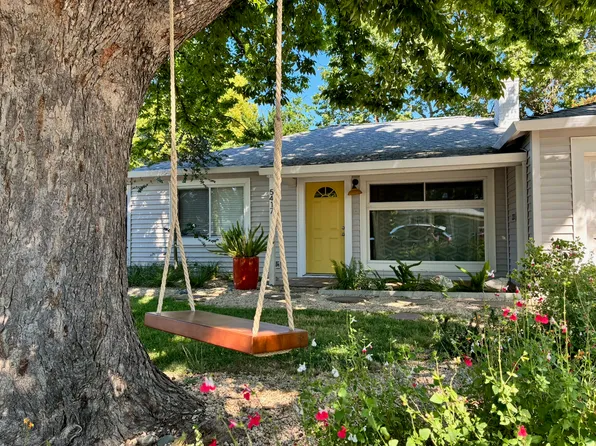 5417 Bradford Dr, Sacramento, CA 95820