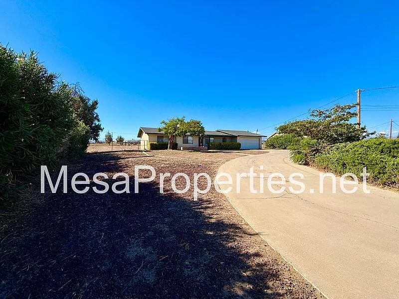 3 bed, 2.0 bath, 1526 sqft, $2,150 — Photo 4