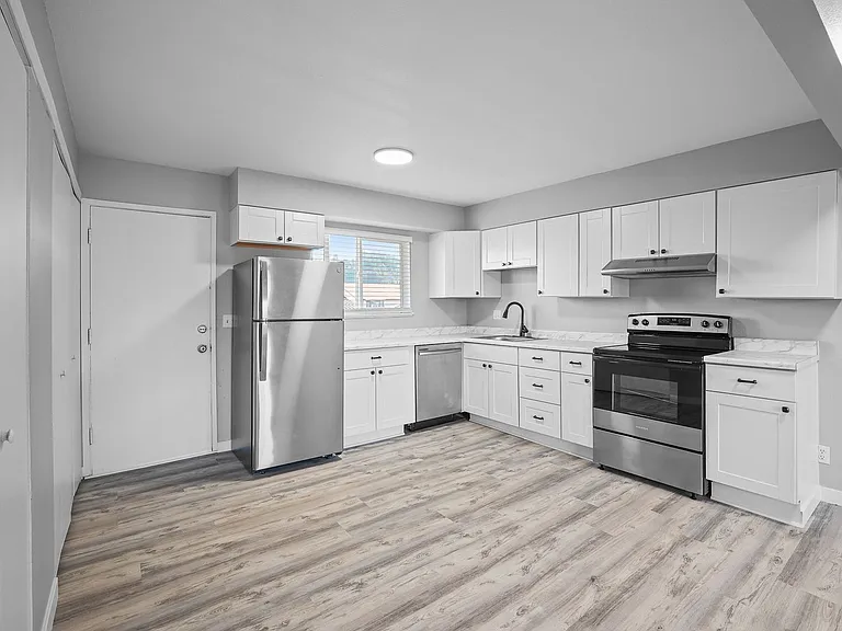 Eastside Village Apartments — Photo 57