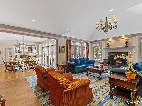 3rd image of 10 Pheasant Hill Road