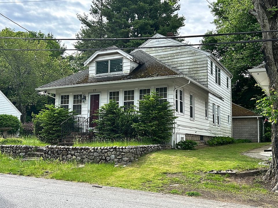 2nd image of 17 Carroll St
