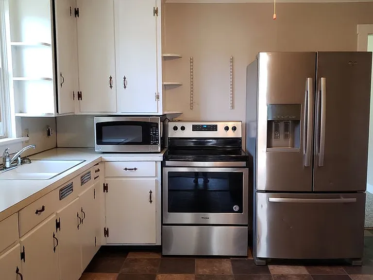 112 Quarry Rd — Photo 4