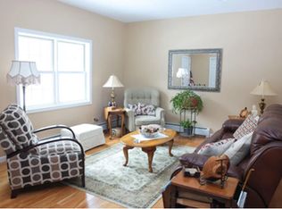 25 Greenbriar Dr, Essex Jct, VT 05452