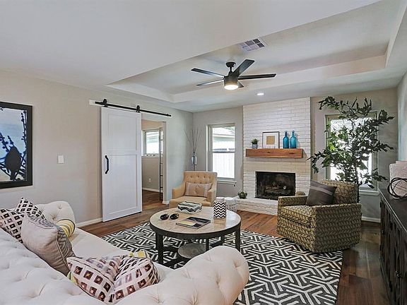 3rd image of 14022 Saint Marys Ln