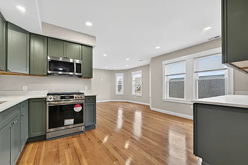 42 Almont St Photo 1