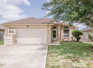 208 Yellowstone Dr, Victoria, TX 77904