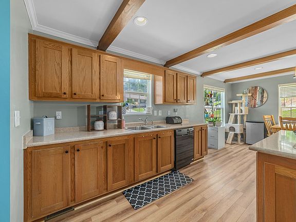 5th image of 1186 Case View Rd