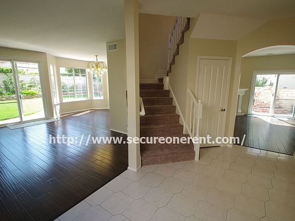 2nd image of 1707 Blossom Ct