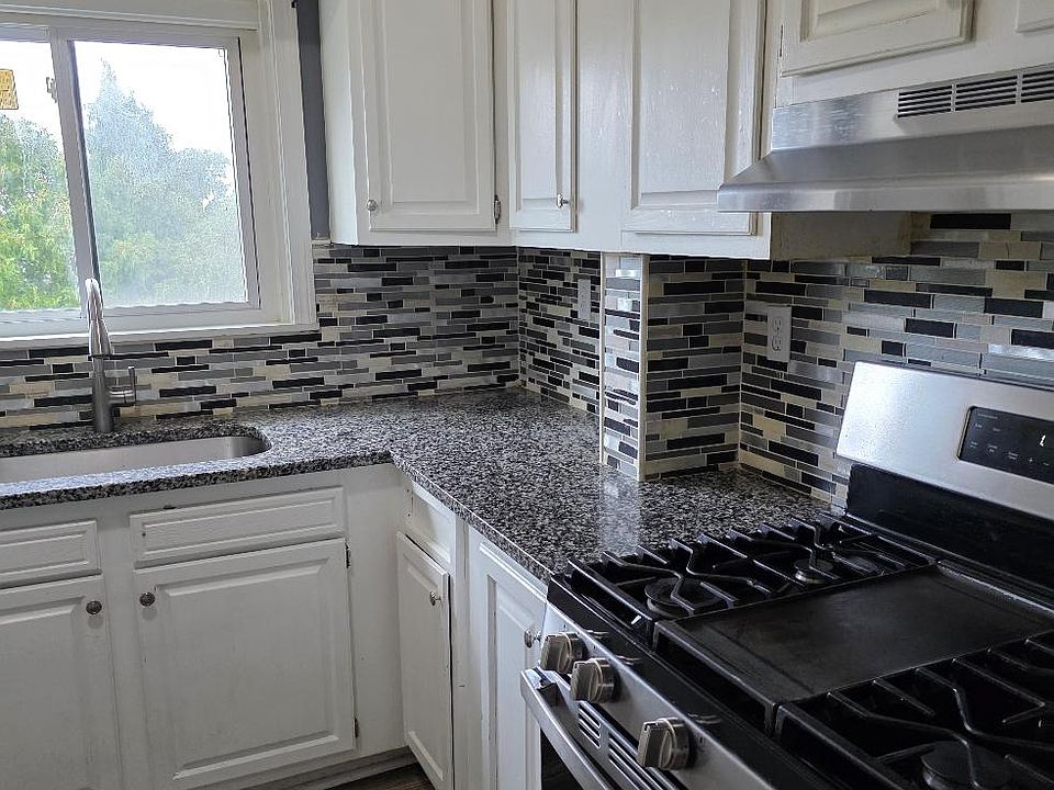 1st image of 42 Mott St Unit 2