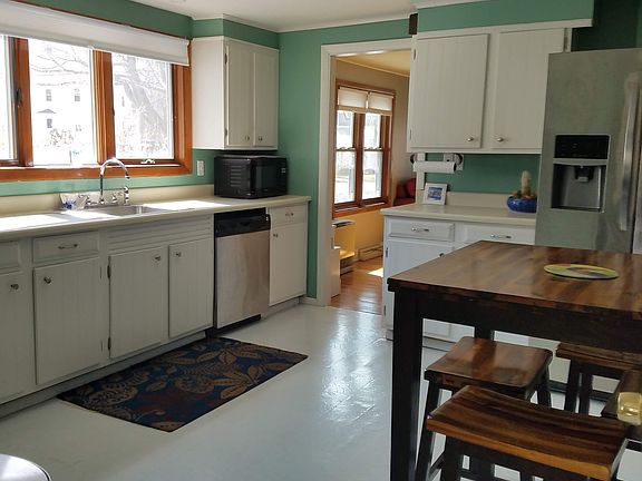 Lots of natural light