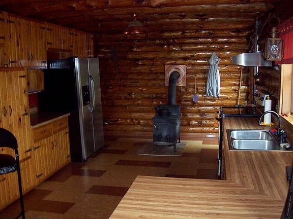 4th image of 461 Tintop Ln