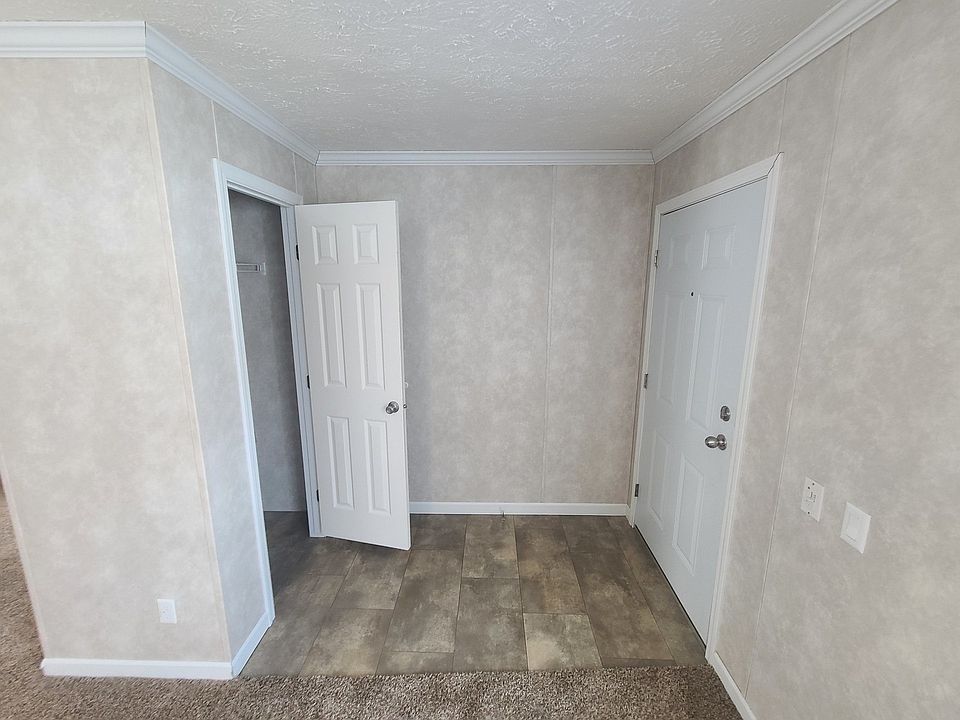 1st image of 516 Courtland Ln #680
