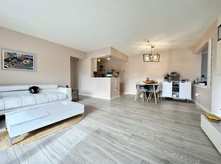 273 Cambridge Rd APT 405, Woburn, MA 01801