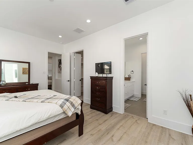 3410 Baer St #C — Photo 22