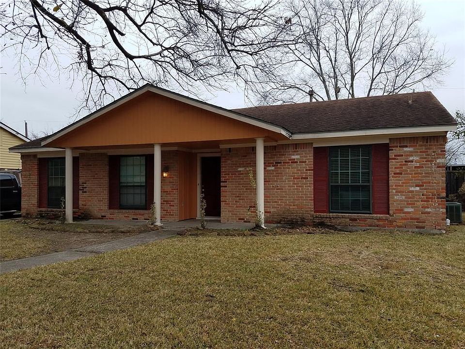 1st image of 11319 Sagewood Dr