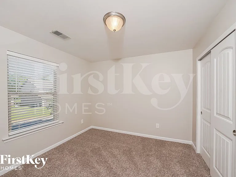 145 Briar Ridge Ln — Photo 9
