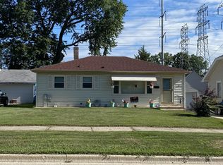 120 E Keith Ave, Waukegan, IL 60085