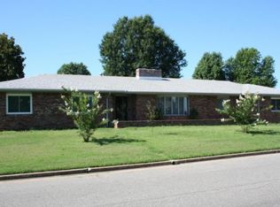 1102 E 28th St, Joplin, MO 64804