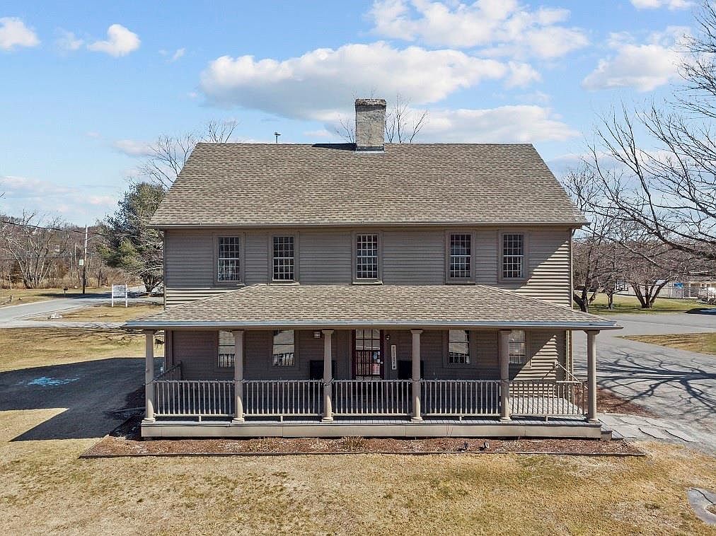 3777 Diamond Hill Rd Cumberland Ri 02864 Mls 1277605 Zillow