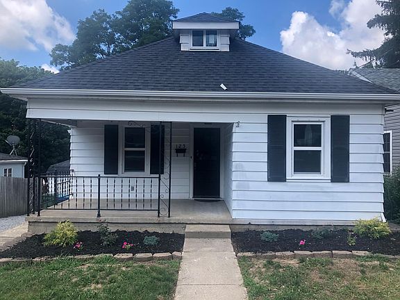 2nd image of 125 Oldham Ave