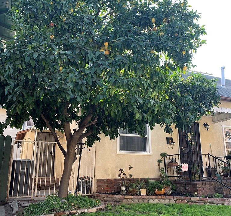 1st image of 912 California St E #1/2