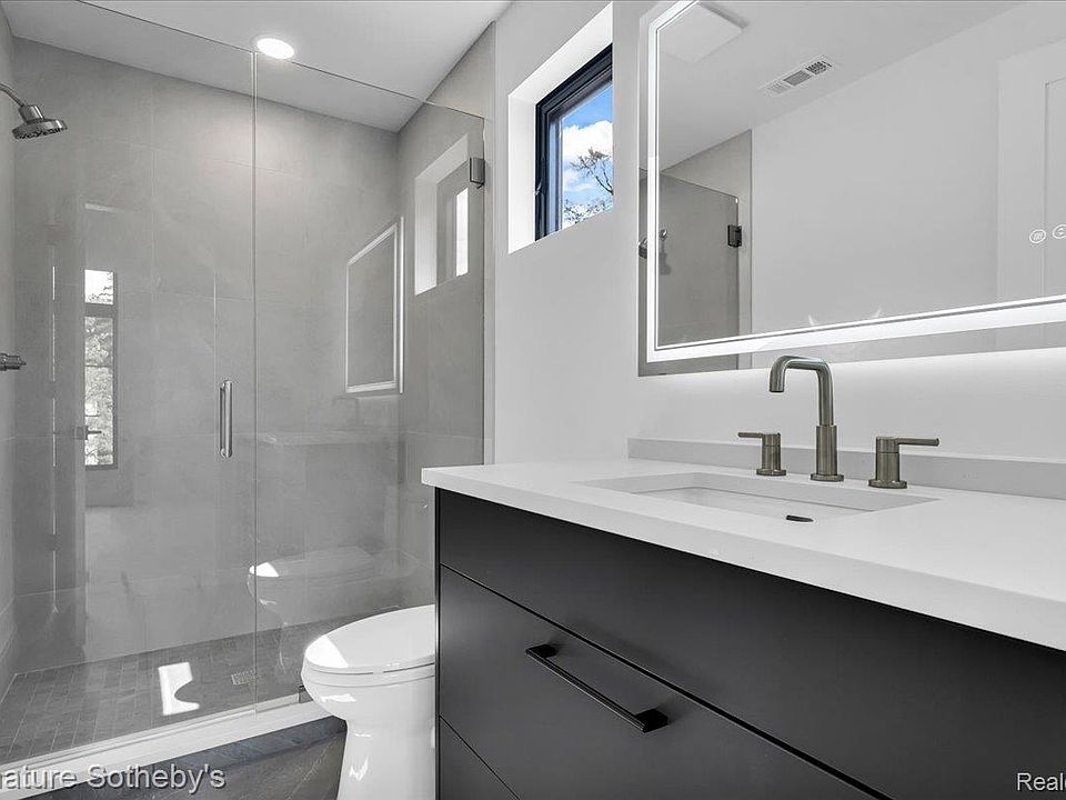 907 Ann St, photo 19
