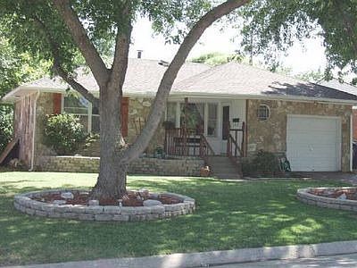 1st image of 2212 Churchill Pl