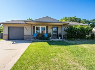 1601 NE 5th St, Moore, OK 73160