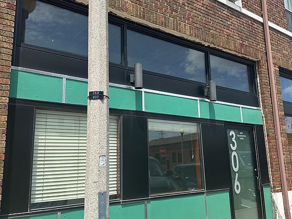 2nd image of 306 W Washington St
