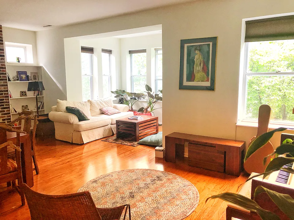 5572 Waterman Blvd #2