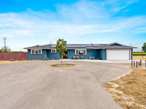 8656 E Conejo Avenue, Selma, CA 93662