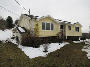 2 Town Park Rd, East Greenbush, NY 12061