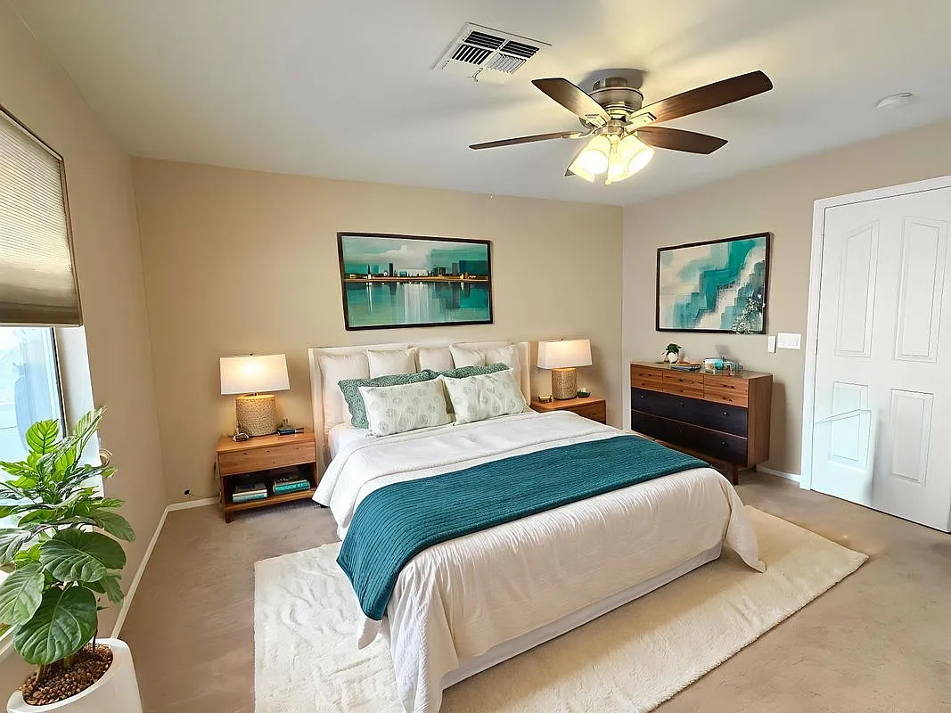 3 bed, 2.0 bath, 1647 sqft, $2,375 — Photo 3
