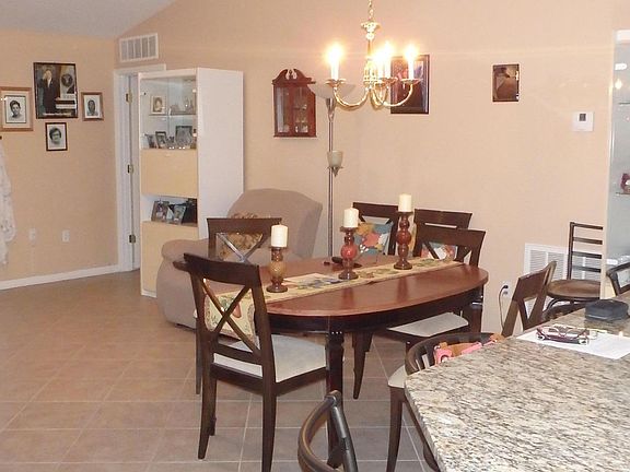 5th image of 2366 SW Bayshore Boulevard