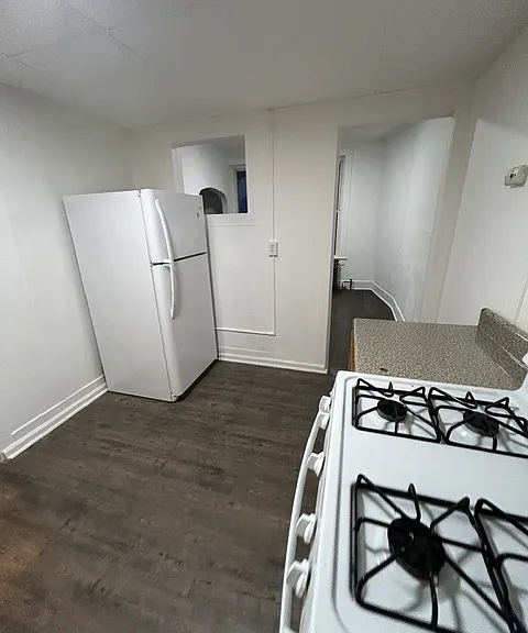 517 N Salina St #4 — Photo 12
