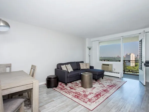 5700 Arlington Ave APT 20E, Bronx, NY 10471