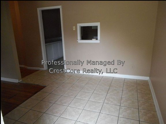 3rd image of 5006 Owen Ave
