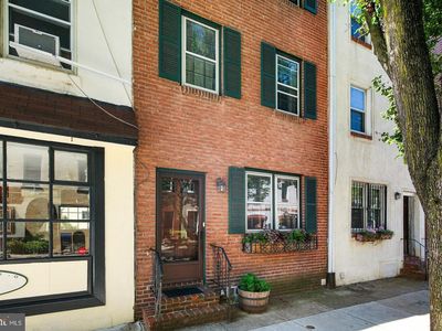 1702 Lombard St, Philadelphia, PA, 19146