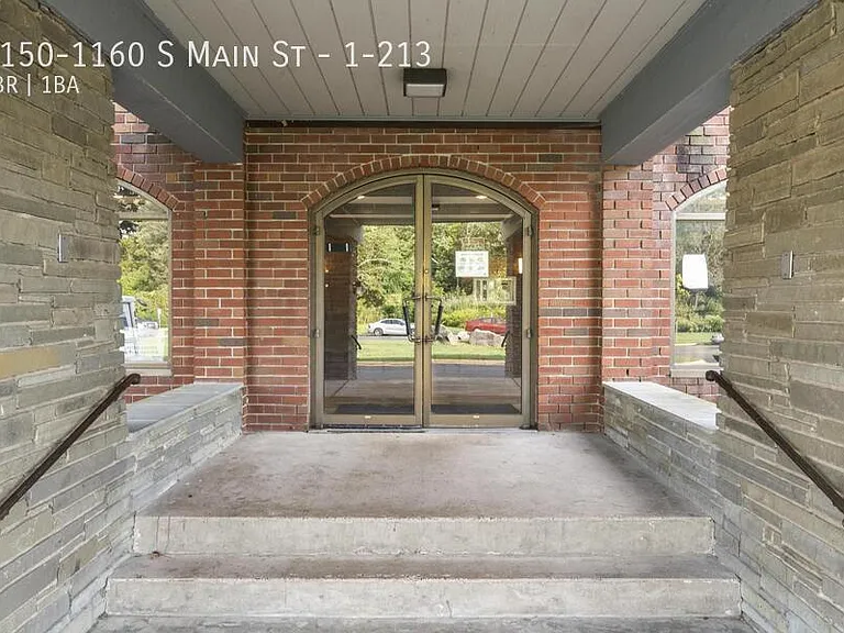 1150-1160 S Main St #1-213 — Photo 29