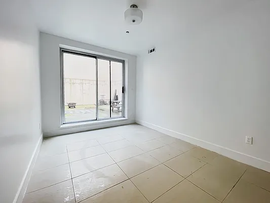 Rented by Bright Villas LLC | media 32