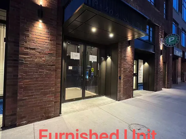 180 Front St E #1802 — Photo 1