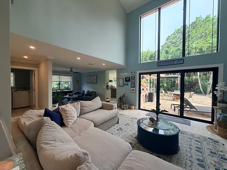 3041 Perriwinkle Cir — Photo 5