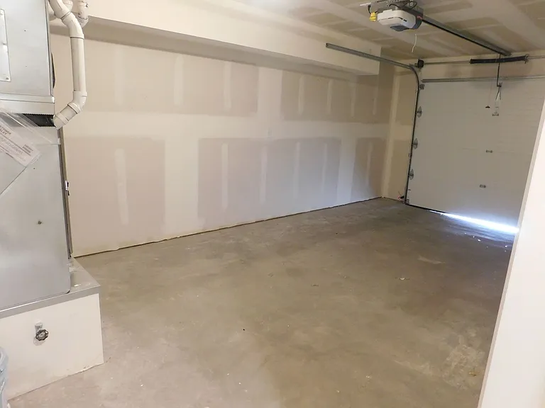 654 Trinity Way #D — Photo 15