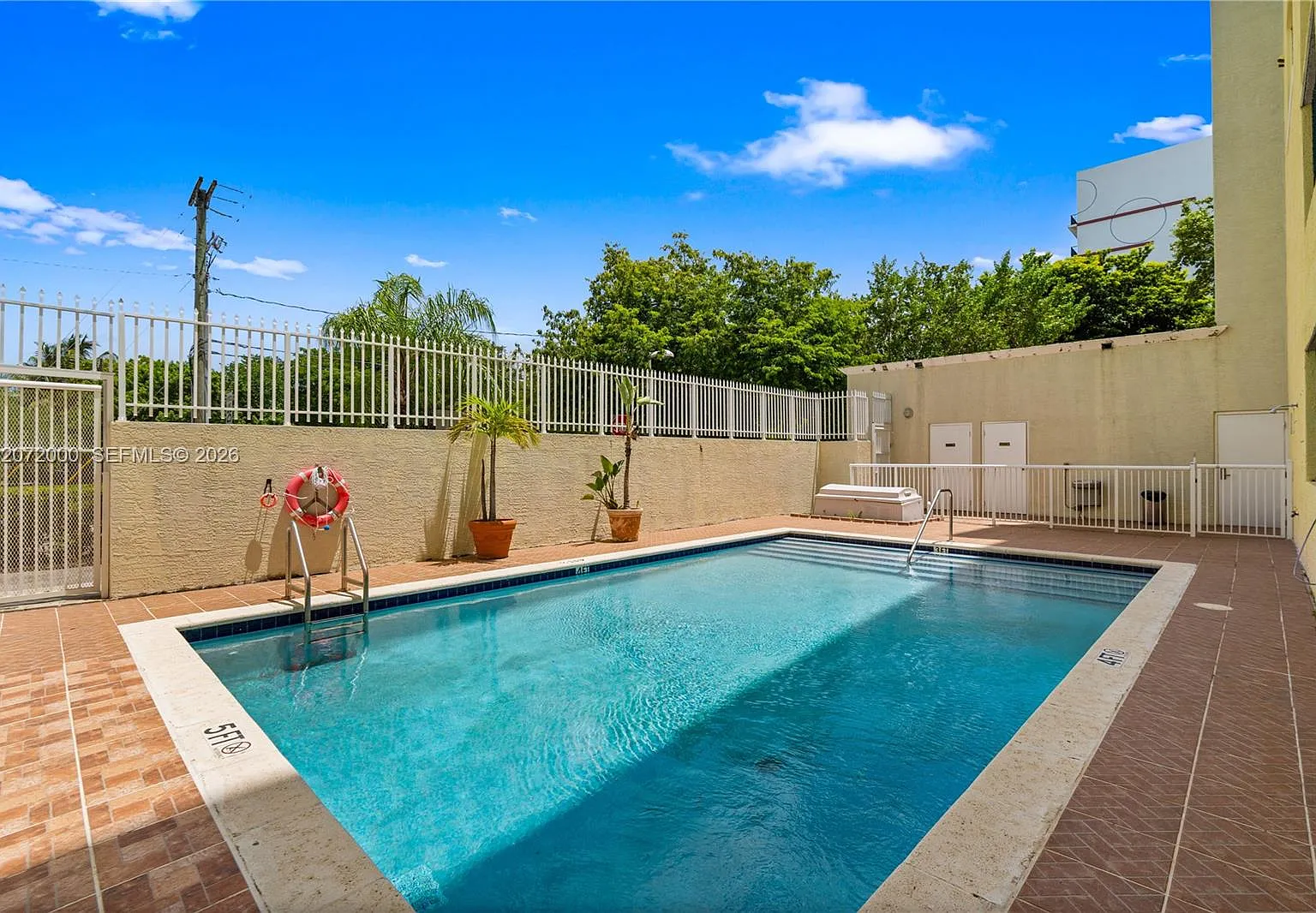 Highland Park Lofts Condo — Photo 4