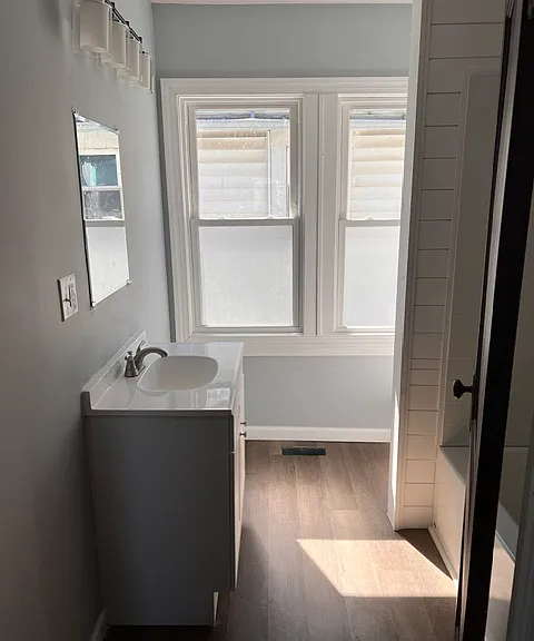 305 Tompkins St #2 — Photo 11