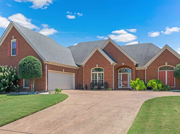 1652 Elderberry Ln, Cordova, TN 38016